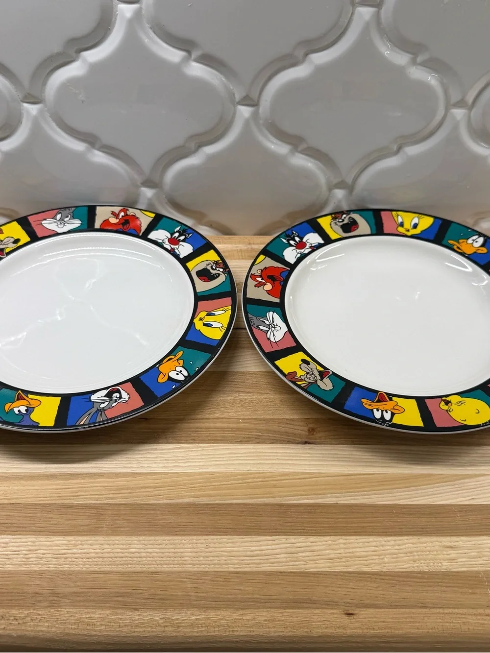 Vintage 90s Looney Tunes Sakura Character Plates Set of 2 Salad Dessert 1994